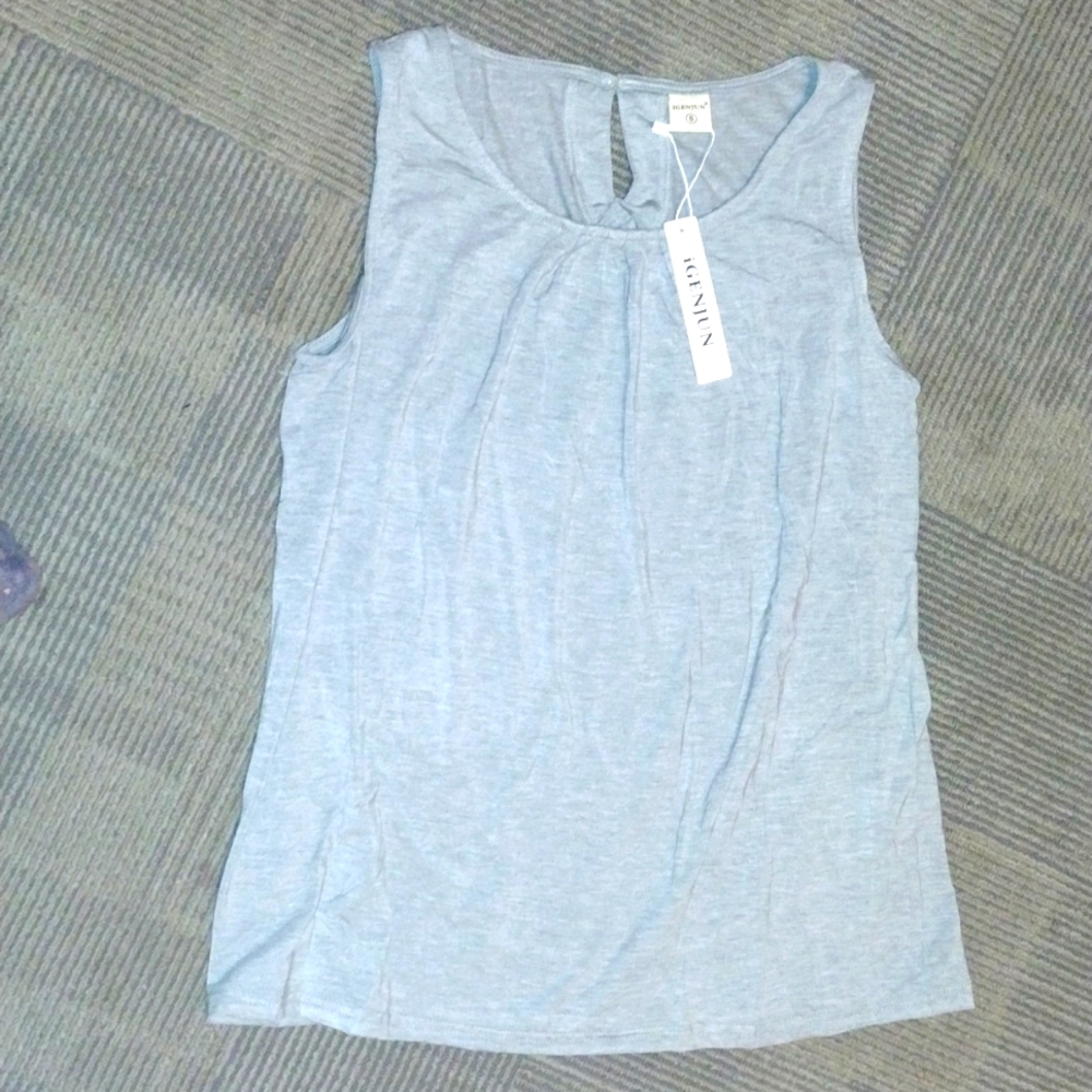 NEW WITH TAGS! IGENJUN tank top